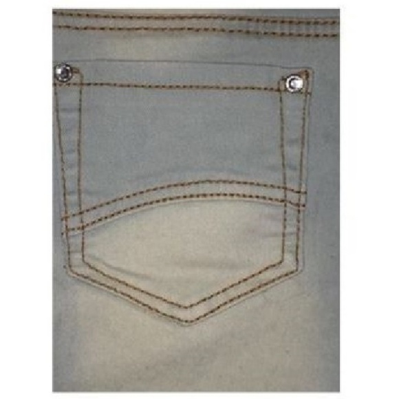 BONGO JUNIOR'S OMBRE FRAYED DENIM SHORTS - 13 MINT (NEW WITH TAGS) - Picture 3 of 4